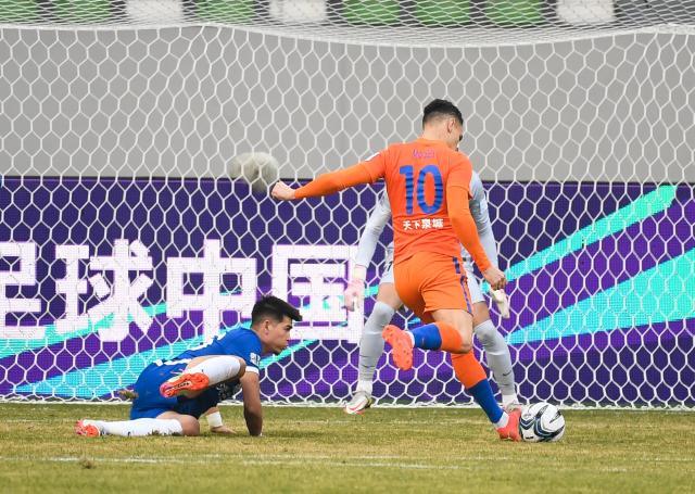 开云体育下载-莫伊塞斯许愿：夺3连冠写进历史 二将缺阵增加困难